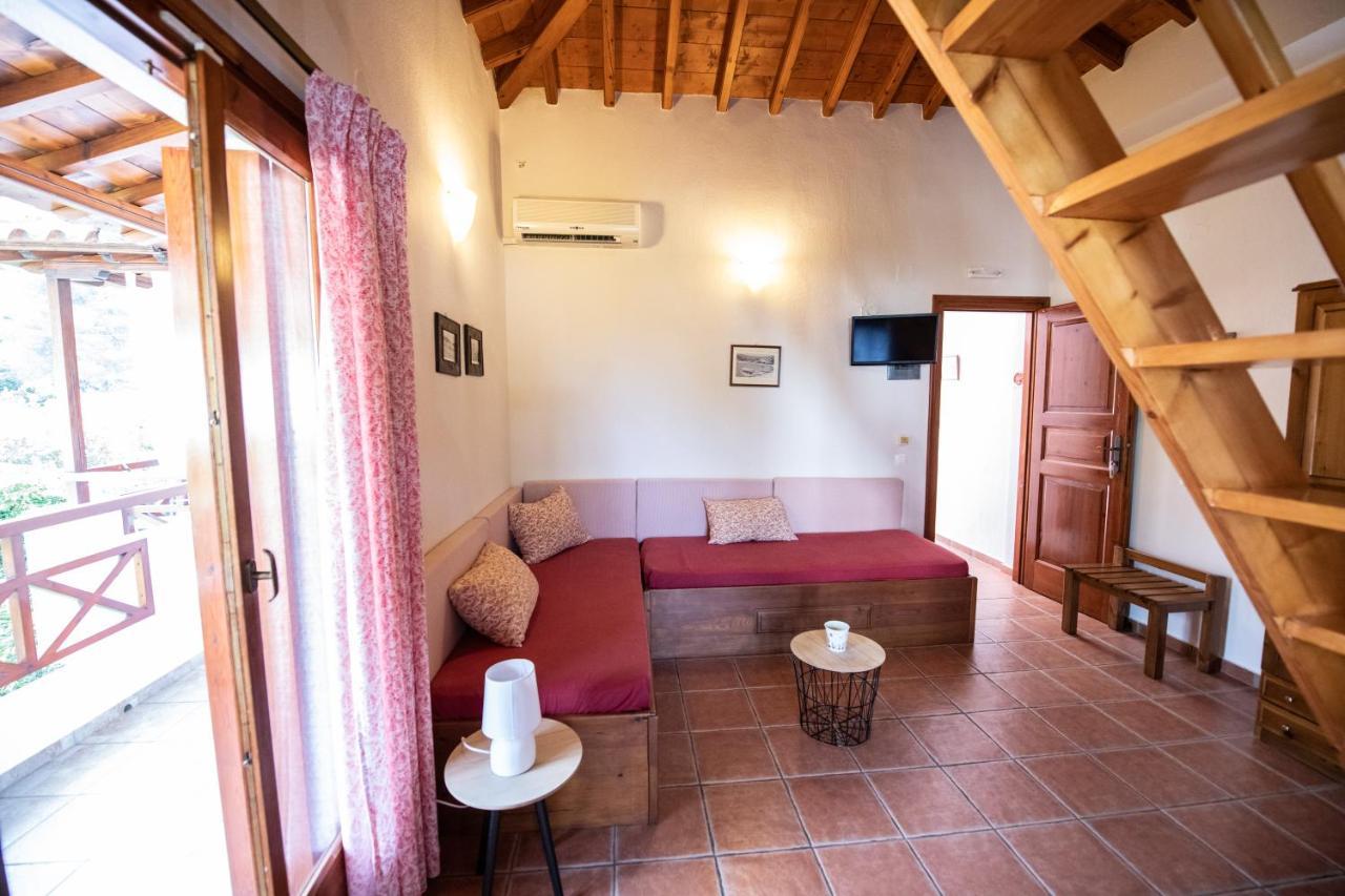 Katikies Stamatias Studios & Maisonettes Agnontas Exterior photo