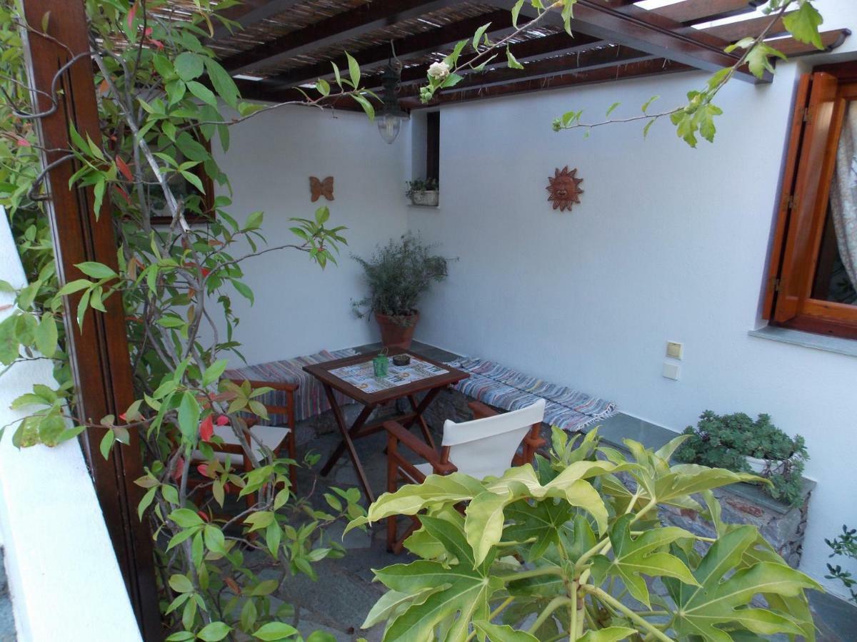 Katikies Stamatias Studios & Maisonettes Agnontas Exterior photo